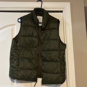Gap Down Vest